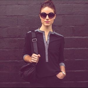 Lululemon Get It On Blouse Sz 4 EUC Black